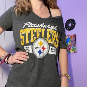 NFL Pittsburg Steelers v- neck tee
